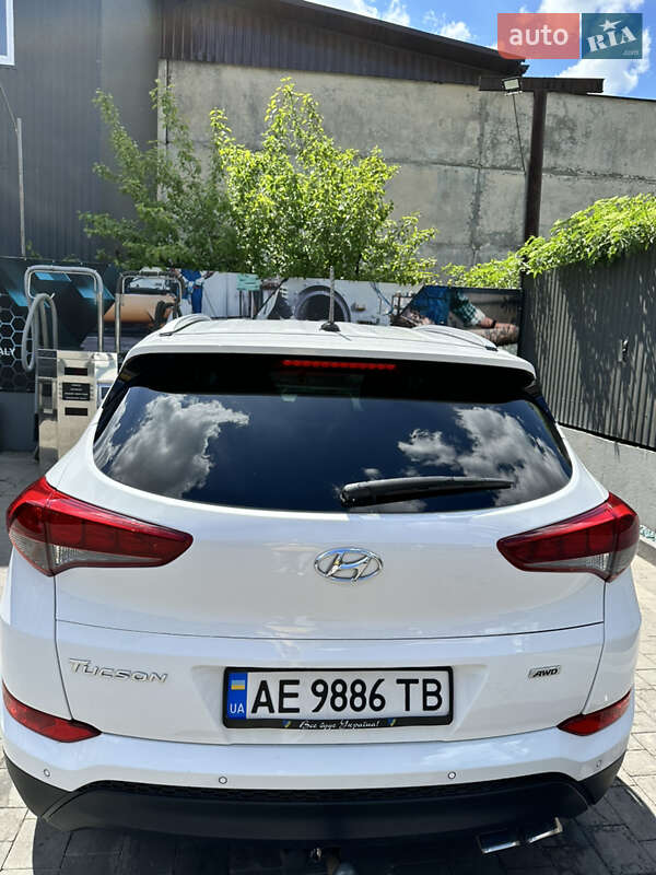 Позашляховик / Кросовер Hyundai Tucson 2017 в Івано-Франківську