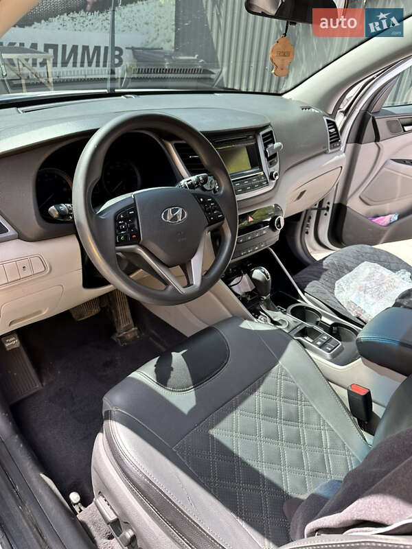 Позашляховик / Кросовер Hyundai Tucson 2017 в Івано-Франківську