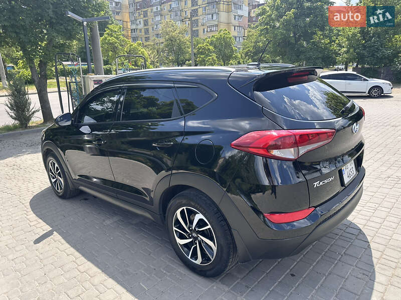 Позашляховик / Кросовер Hyundai Tucson 2016 в Дніпрі