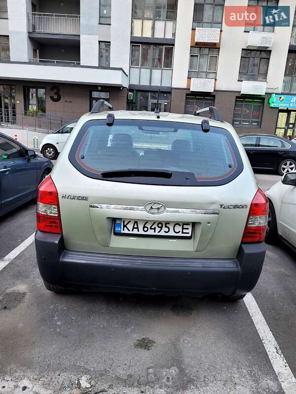 Позашляховик / Кросовер Hyundai Tucson 2007 в Києві