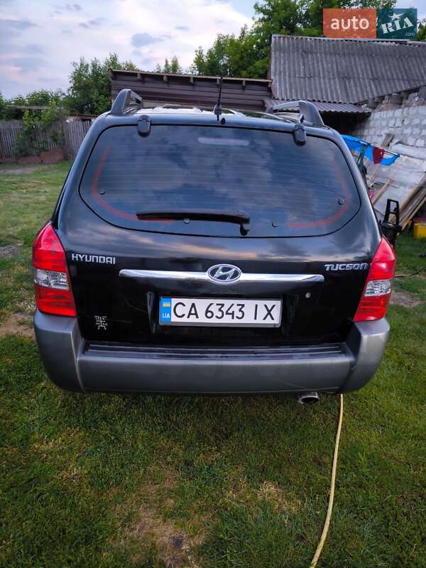 Внедорожник / Кроссовер Hyundai Tucson 2008 в Каневе