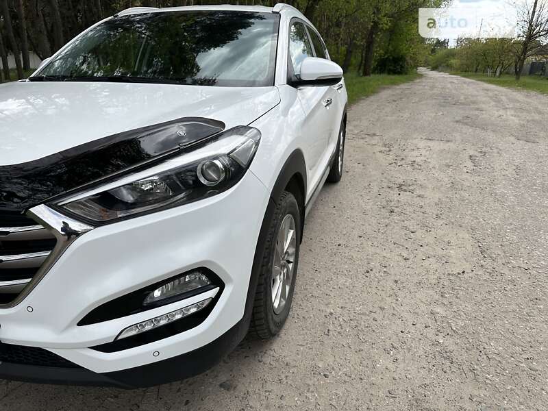 Внедорожник / Кроссовер Hyundai Tucson 2017 в Ахтырке