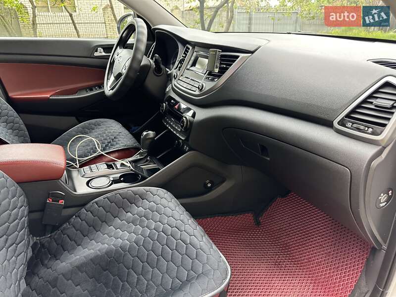 Внедорожник / Кроссовер Hyundai Tucson 2017 в Ахтырке
