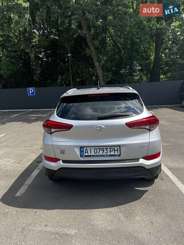Позашляховик / Кросовер Hyundai Tucson 2017 в Києві