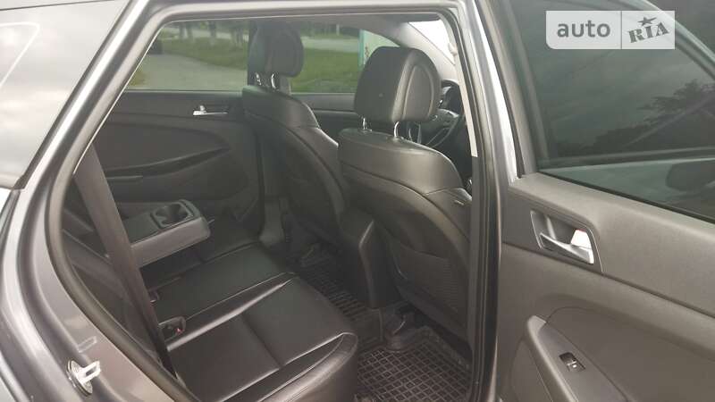 Внедорожник / Кроссовер Hyundai Tucson 2016 в Староконстантинове фото 48 Внедорожник / Кроссовер Hyundai Tucson 2016 в Староконстантинове