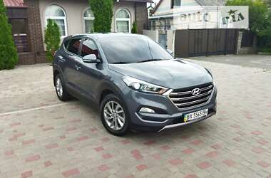 Внедорожник / Кроссовер Hyundai Tucson 2016 в 