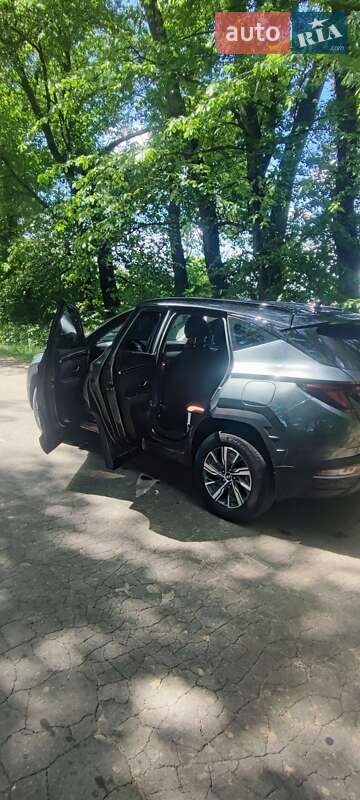 Внедорожник / Кроссовер Hyundai Tucson 2021 в 