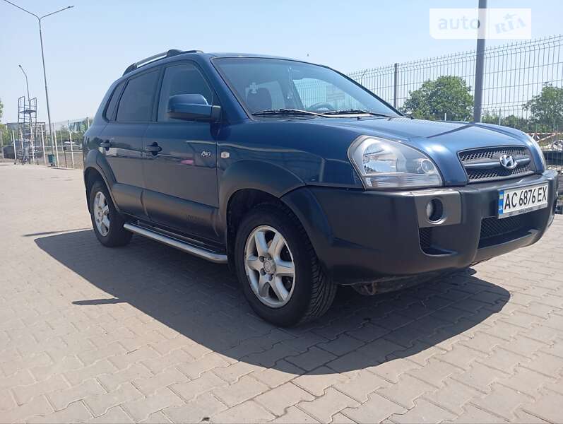 Позашляховик / Кросовер Hyundai Tucson 2004 в Нововолинську