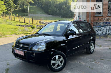 Позашляховик / Кросовер Hyundai Tucson 2007 в Полтаві