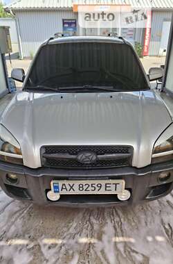 Внедорожник / Кроссовер Hyundai Tucson 2006 в 