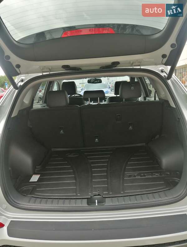 Позашляховик / Кросовер Hyundai Tucson 2015 в Тернополі