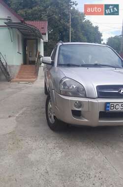 Внедорожник / Кроссовер Hyundai Tucson 2006 в Стебнику