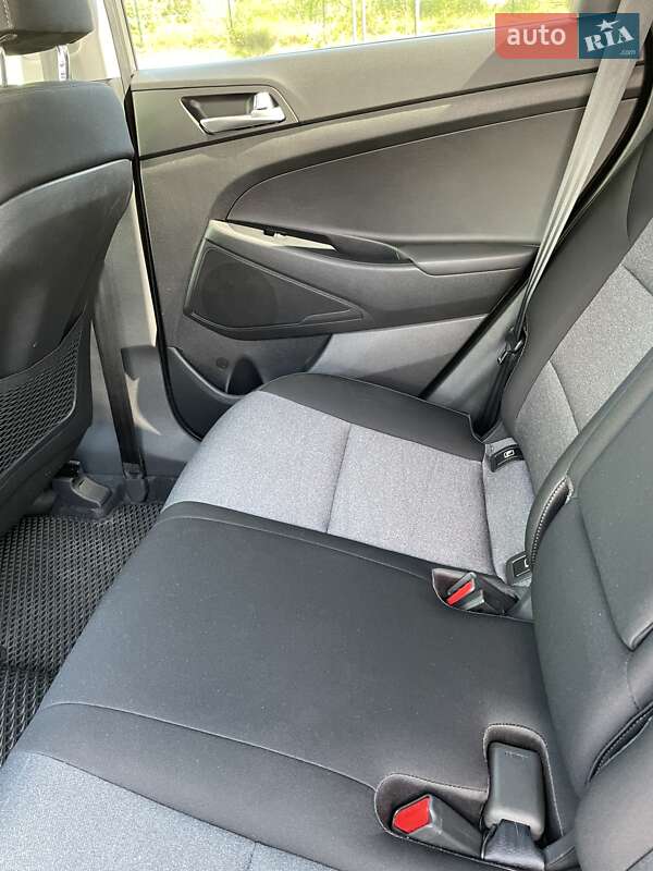 Позашляховик / Кросовер Hyundai Tucson 2020 в Львові фото 10 Позашляховик / Кросовер Hyundai Tucson 2020 в Львові