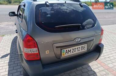 Позашляховик / Кросовер Hyundai Tucson 2011 в Житомирі