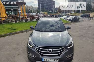 Внедорожник / Кроссовер Hyundai Tucson 2014 в 