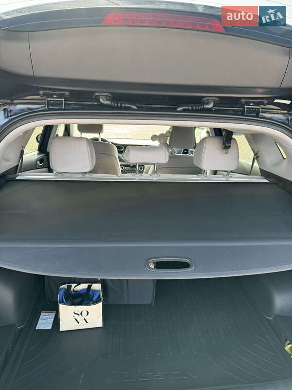 Позашляховик / Кросовер Hyundai Tucson 2016 в Києві