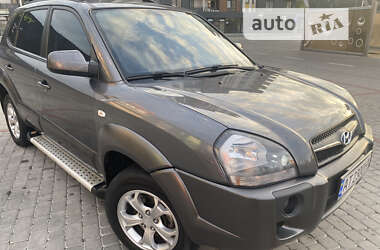 Позашляховик / Кросовер Hyundai Tucson 2009 в Івано-Франківську