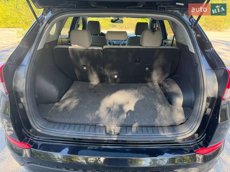 Внедорожник / Кроссовер Hyundai Tucson 2017 в Днепре фото 16 Внедорожник / Кроссовер Hyundai Tucson 2017 в Днепре