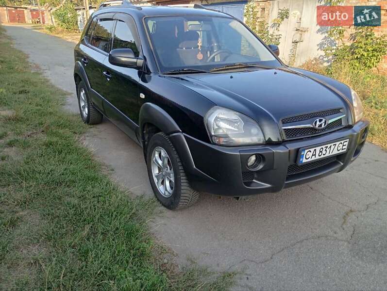 Позашляховик / Кросовер Hyundai Tucson 2008 в Умані