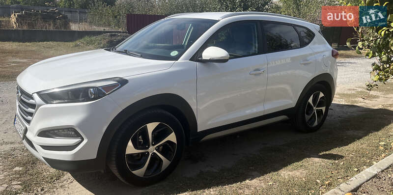 Позашляховик / Кросовер Hyundai Tucson 2017 в Олександрівці фото 2 Позашляховик / Кросовер Hyundai Tucson 2017 в Олександрівці