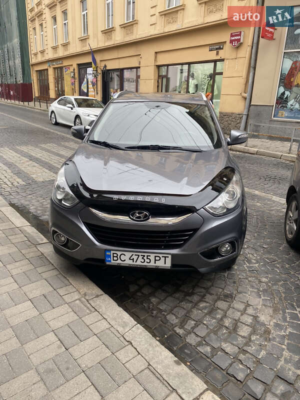 Внедорожник / Кроссовер Hyundai Tucson 2011 в Львове