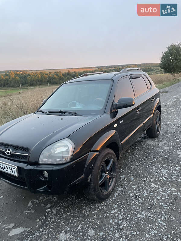 Позашляховик / Кросовер Hyundai Tucson 2007 в Рівному