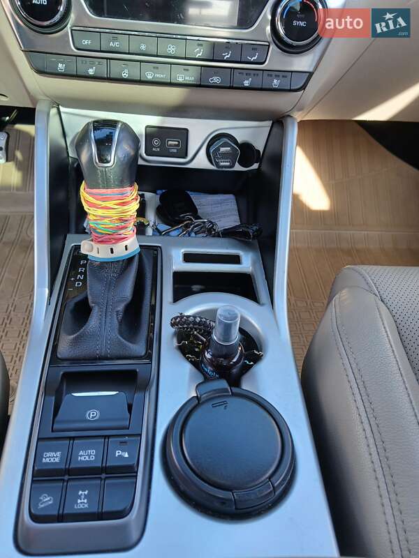 Позашляховик / Кросовер Hyundai Tucson 2016 в Ужгороді