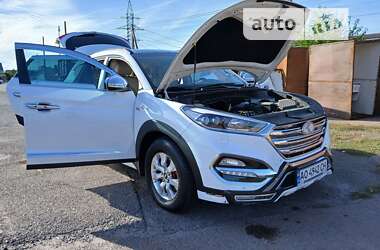 Внедорожник / Кроссовер Hyundai Tucson 2016 в Ужгороде