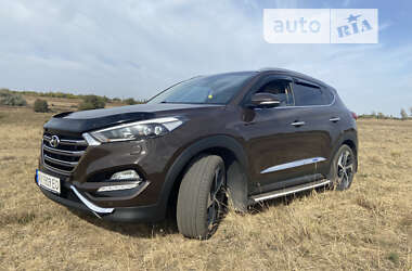 Внедорожник / Кроссовер Hyundai Tucson 2016 в Сахновщине