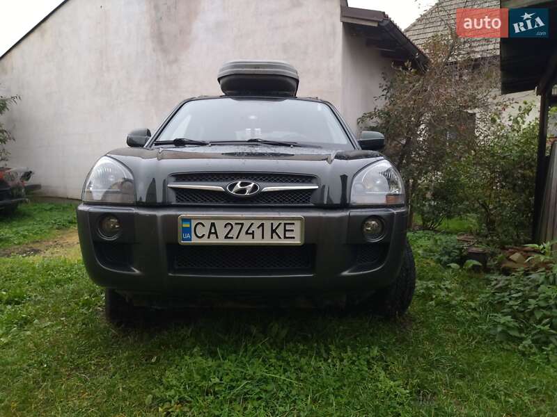 Внедорожник / Кроссовер Hyundai Tucson 2008 в Умани фото Внедорожник / Кроссовер Hyundai Tucson 2008 в Умани