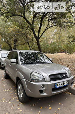 Позашляховик / Кросовер Hyundai Tucson 2009 в Харкові