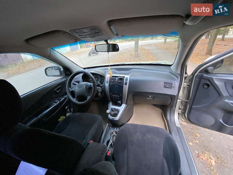 Позашляховик / Кросовер Hyundai Tucson 2007 в Кривому Розі фото 4 Позашляховик / Кросовер Hyundai Tucson 2007 в Кривому Розі