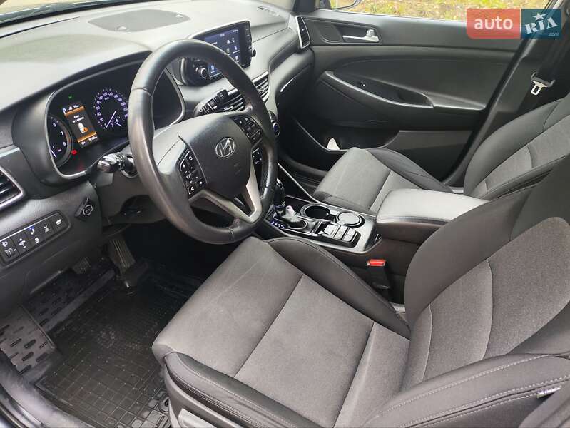Позашляховик / Кросовер Hyundai Tucson 2018 в Чернівцях