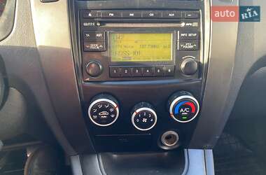 Внедорожник / Кроссовер Hyundai Tucson 2012 в 
