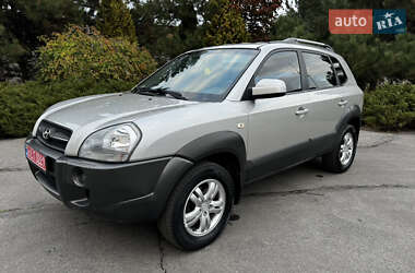 Позашляховик / Кросовер Hyundai Tucson 2007 в Полтаві