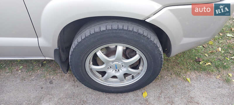 Внедорожник / Кроссовер Hyundai Tucson 2008 в Умани