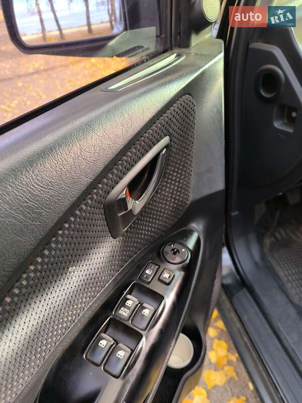 Позашляховик / Кросовер Hyundai Tucson 2007 в Краснограді