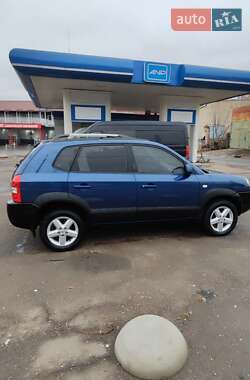 Позашляховик / Кросовер Hyundai Tucson 2004 в Чернівцях