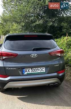 Внедорожник / Кроссовер Hyundai Tucson 2016 в Харькове