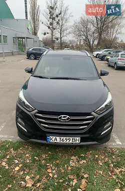 Позашляховик / Кросовер Hyundai Tucson 2016 в Києві