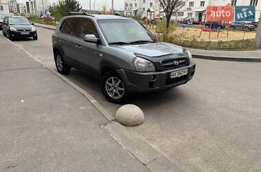 Позашляховик / Кросовер Hyundai Tucson 2005 в Харкові