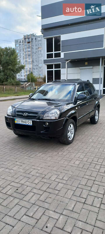 Позашляховик / Кросовер Hyundai Tucson 2009 в Києві