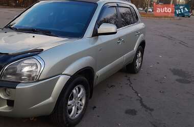 Внедорожник / Кроссовер Hyundai Tucson 2008 в 
