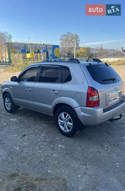 Внедорожник / Кроссовер Hyundai Tucson 2009 в Могилев-Подольске