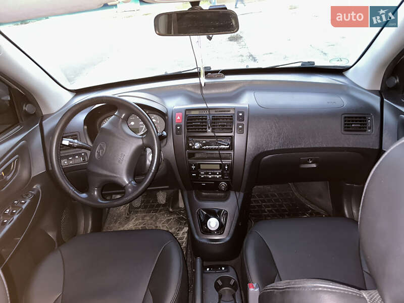Внедорожник / Кроссовер Hyundai Tucson 2005 в Ровно
