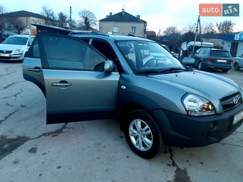 Внедорожник / Кроссовер Hyundai Tucson 2011 в Кельменцах