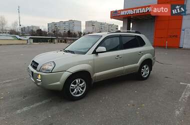 Внедорожник / Кроссовер Hyundai Tucson 2005 в Харькове