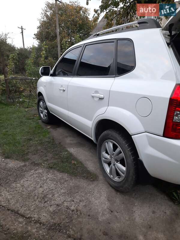 Внедорожник / Кроссовер Hyundai Tucson 2011 в Львове фото 2 Внедорожник / Кроссовер Hyundai Tucson 2011 в Львове