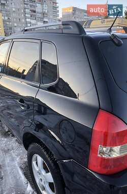 Позашляховик / Кросовер Hyundai Tucson 2007 в Житомирі