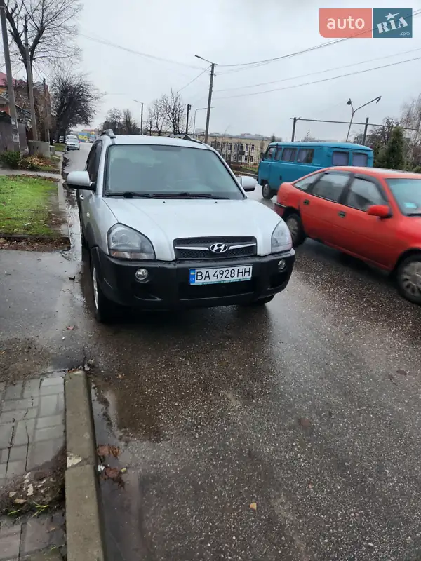 Hyundai Tucson